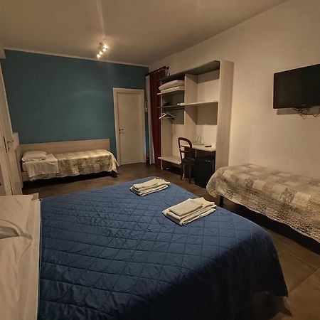 Belvedere Rooms Guest House Rome Bagian luar foto