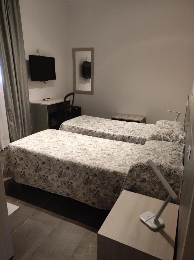 Belvedere Rooms Guest House Rome Bagian luar foto