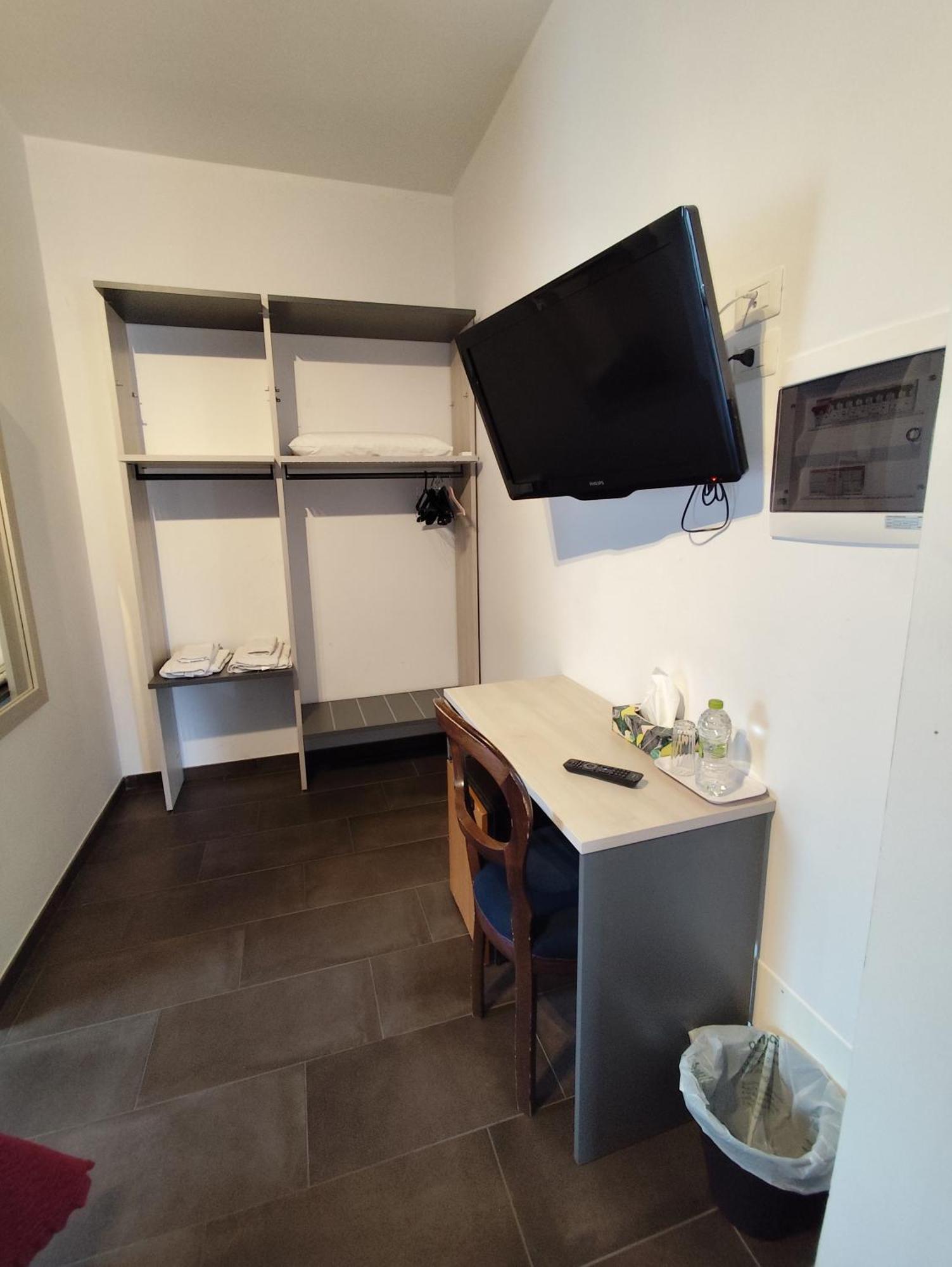 Belvedere Rooms Guest House Rome Bagian luar foto