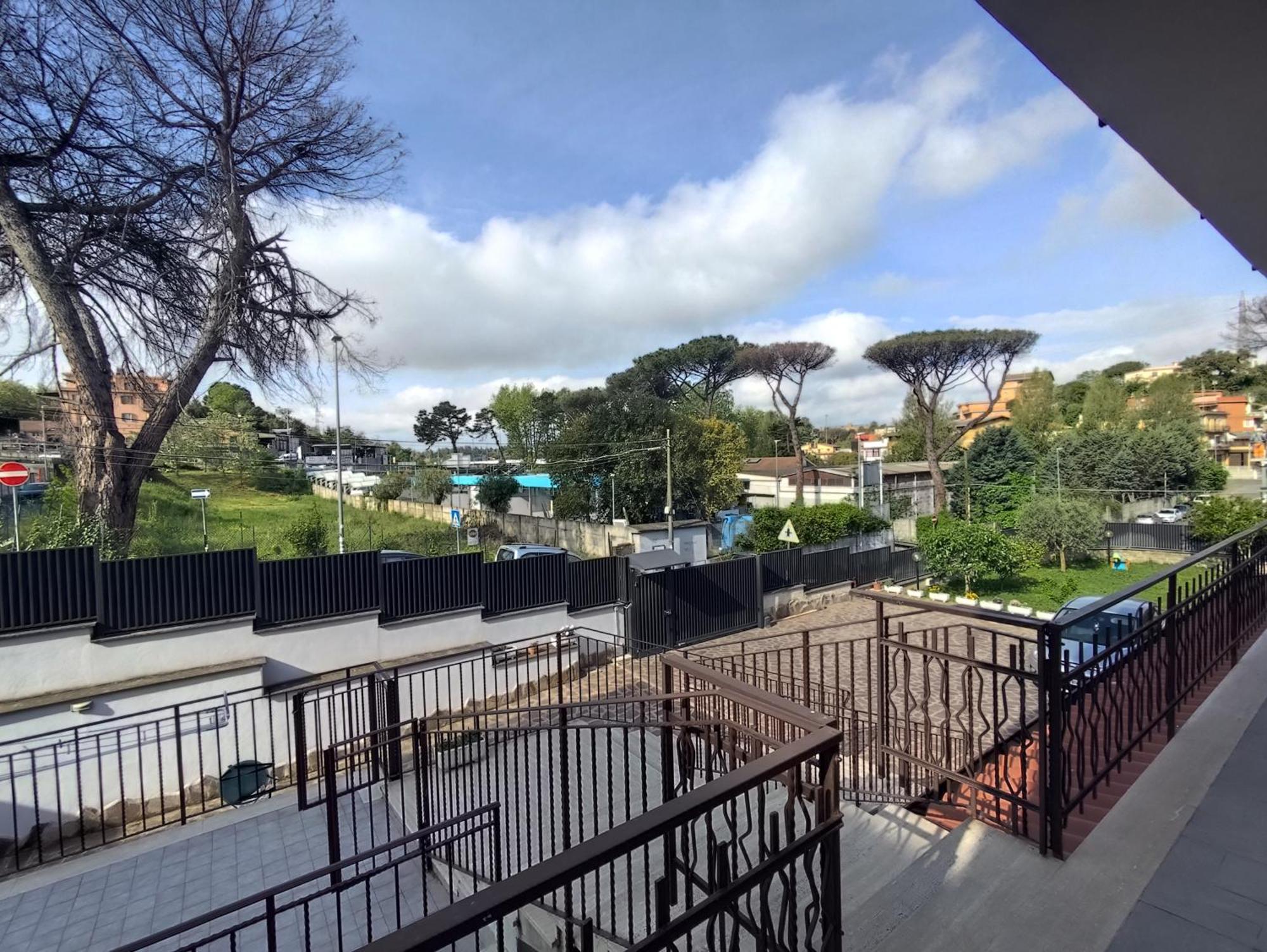 Belvedere Rooms Guest House Rome Bagian luar foto