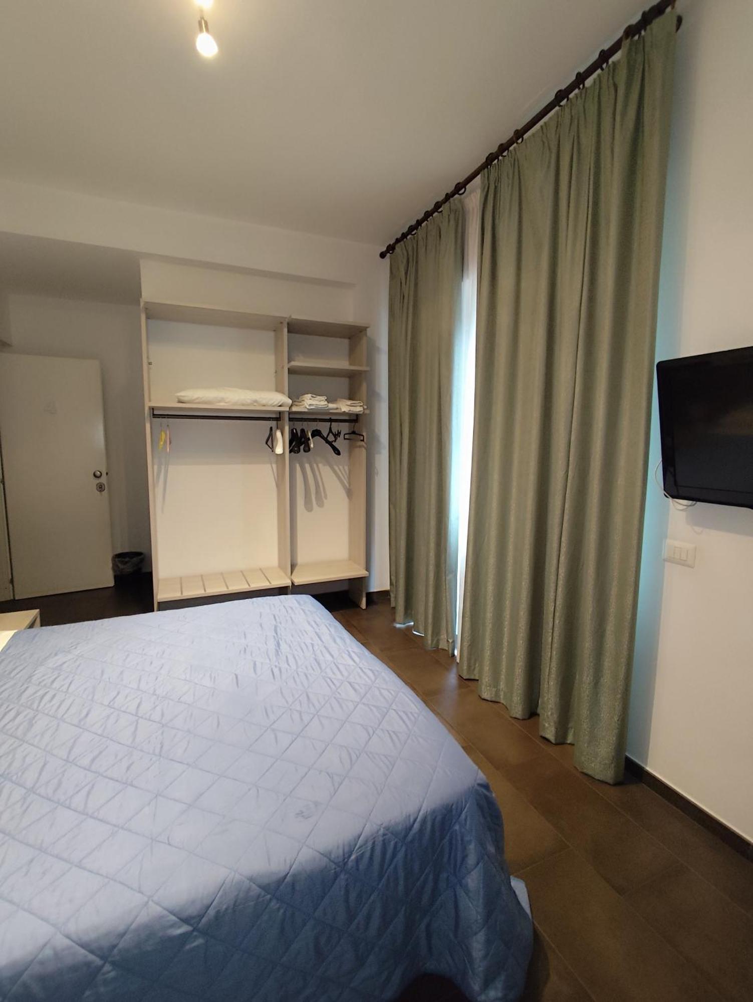 Belvedere Rooms Guest House Rome Bagian luar foto
