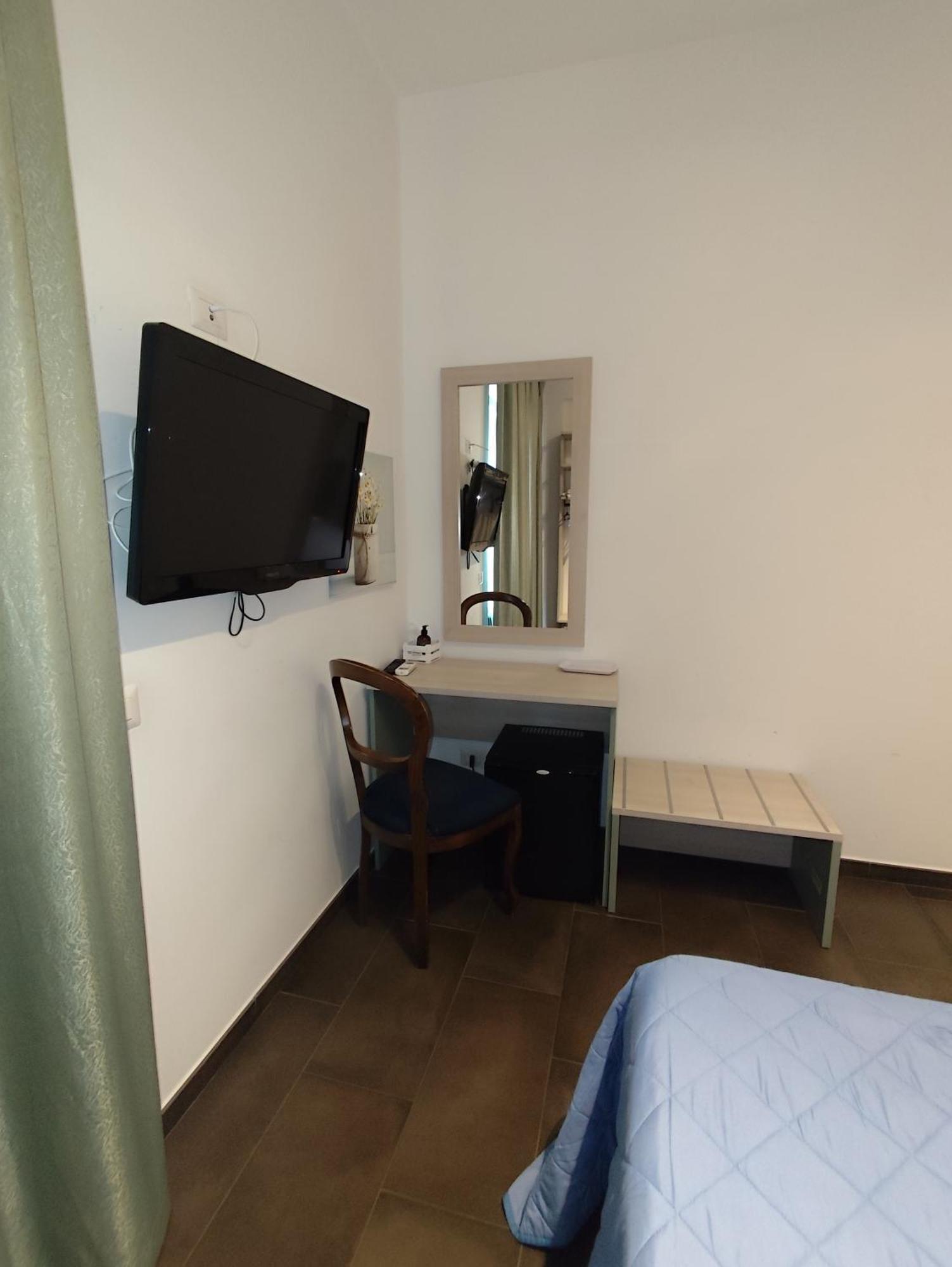 Belvedere Rooms Guest House Rome Bagian luar foto