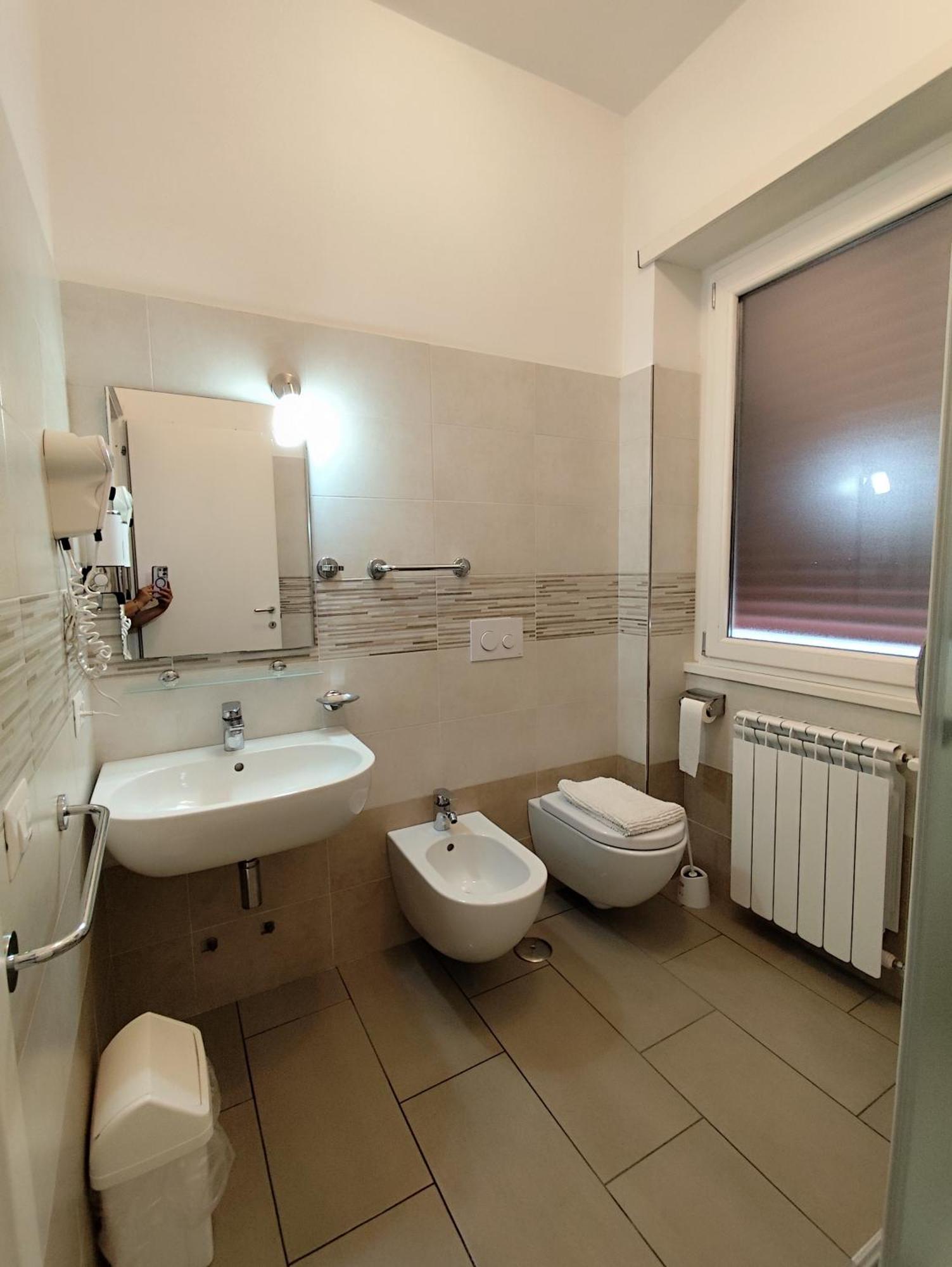Belvedere Rooms Guest House Rome Bagian luar foto