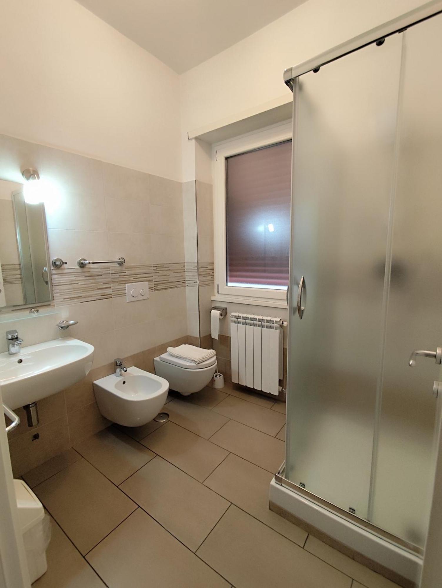 Belvedere Rooms Guest House Rome Bagian luar foto